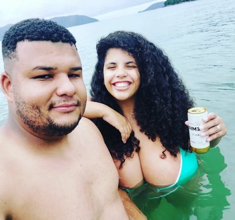 Mayla Coimbra perfect actress gallery