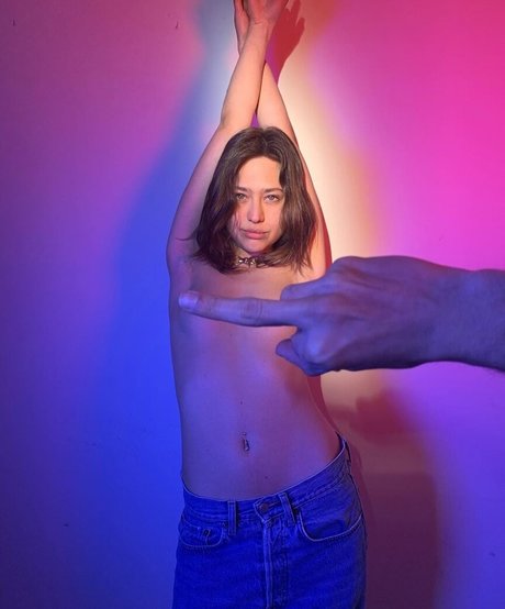 chudnyyyy naked star pics