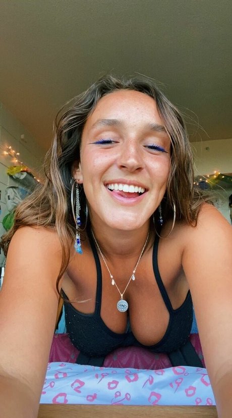 Melissa Aleene Kight exclusive star image