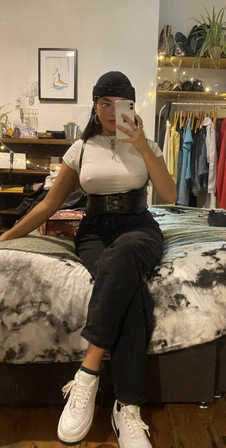 Ceara Maya hot model galleries