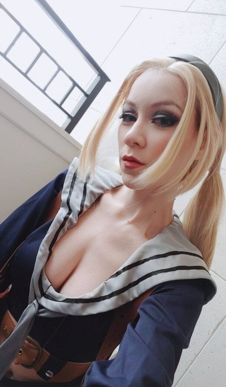 Kay Lynn Syrin star pornographic photos