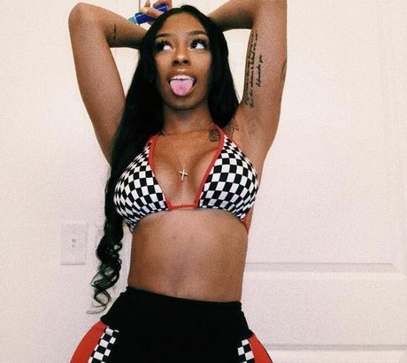 Realamarie model best img