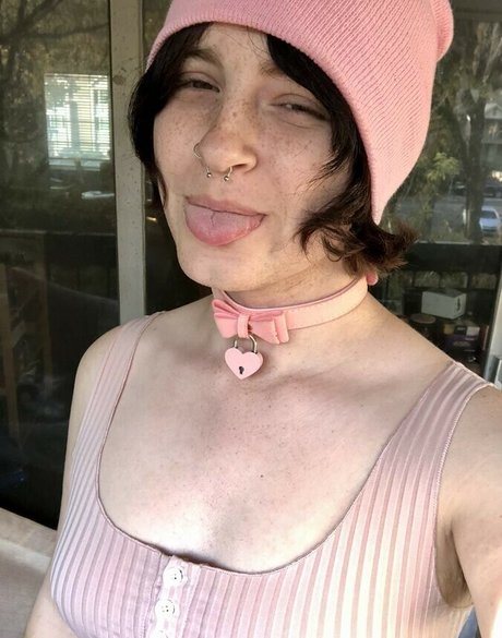 Scarlet Skeie nice actress gallery