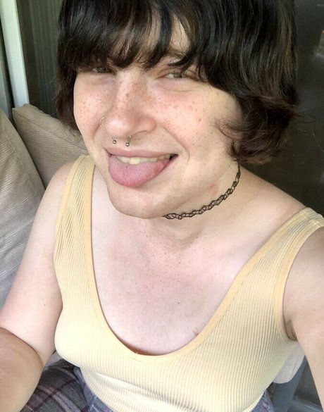 Scarlet Skeie model nice pic