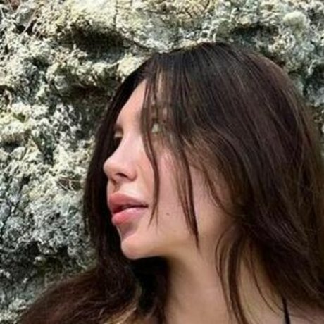 ayy1see nude pornstar img