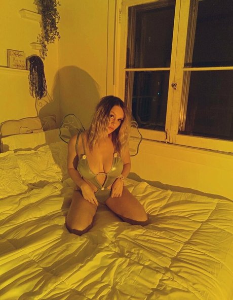 Gracie Diewald nude pornstar galleries