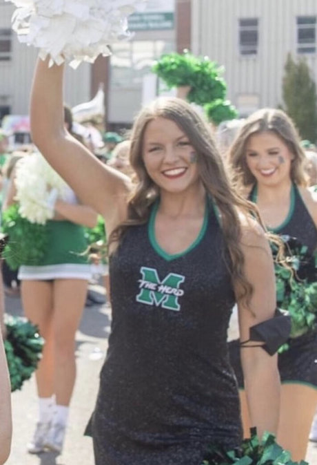 Alexus Emerson xxx model picture