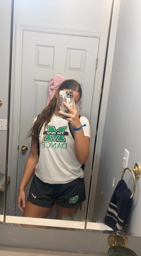 Alexus Emerson pornstar art pictures