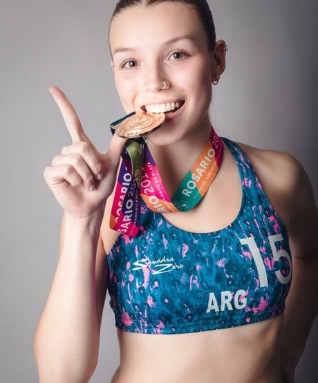 Gise Bonomi star perfect photos