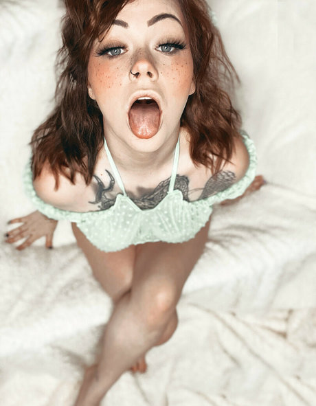 Alleykat421 model nude img