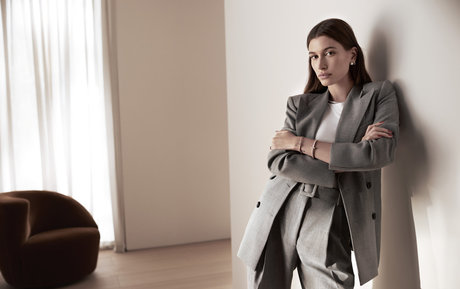 Hailey Bieber nudes star img