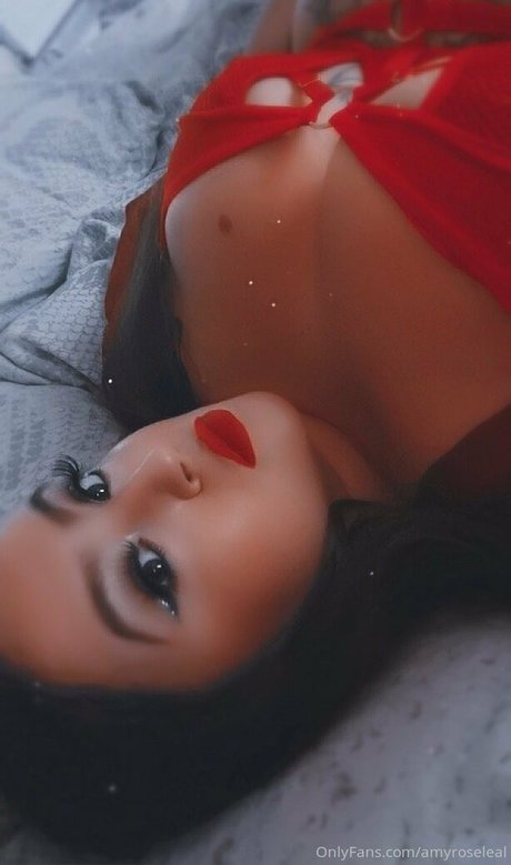 amyroseleal beautiful model pic