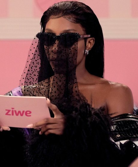 Ziwef pornstar art pictures