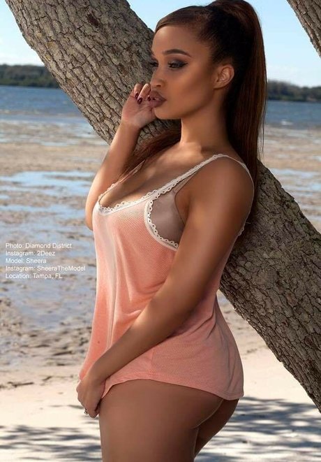 Sheera The Model erotic star picture