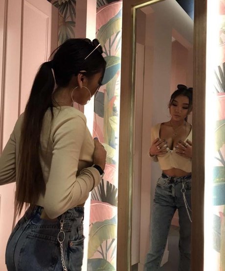 Kiimiiseokk sex actress pics