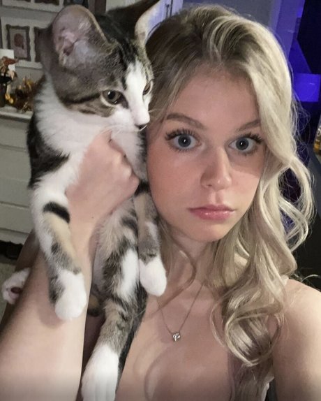 mariawedding erotic actress photos