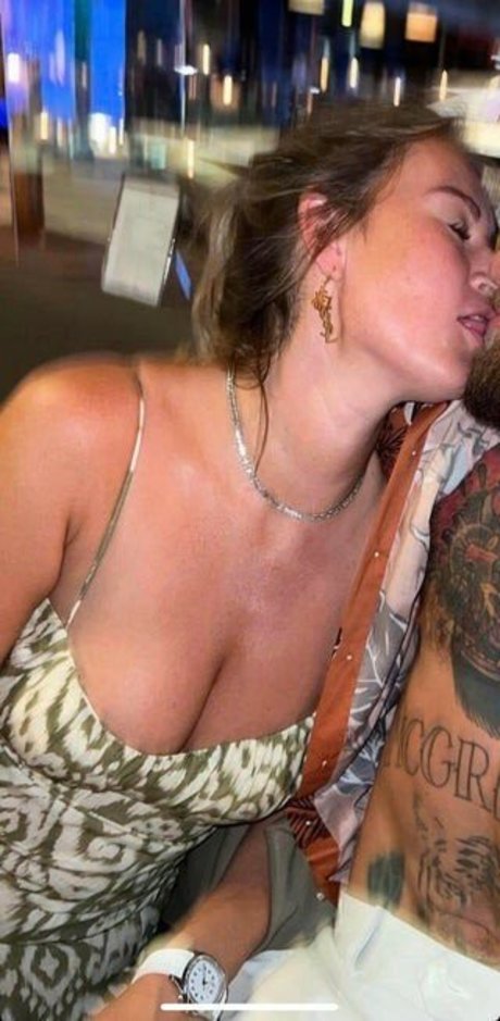 Dee Devlin adult star pics