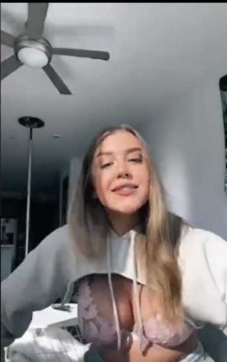 Rochelllle model pornographic pics