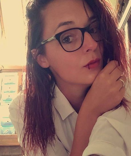 Lea officiel model nice pics