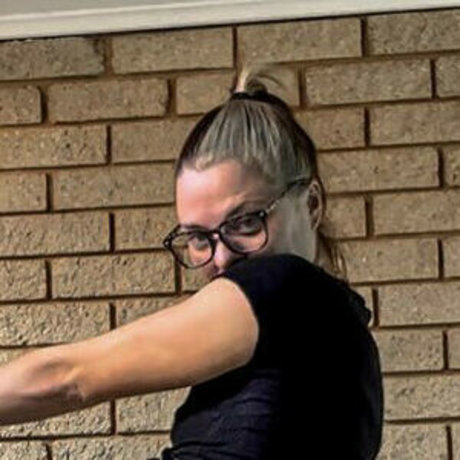 Sam Kicking model hd images