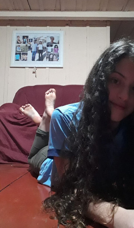 Pezinhos Da Jhenny erotic actress picture