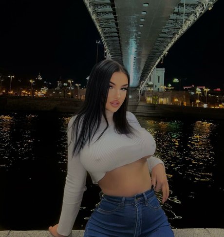 vlasyaxx Profile pic