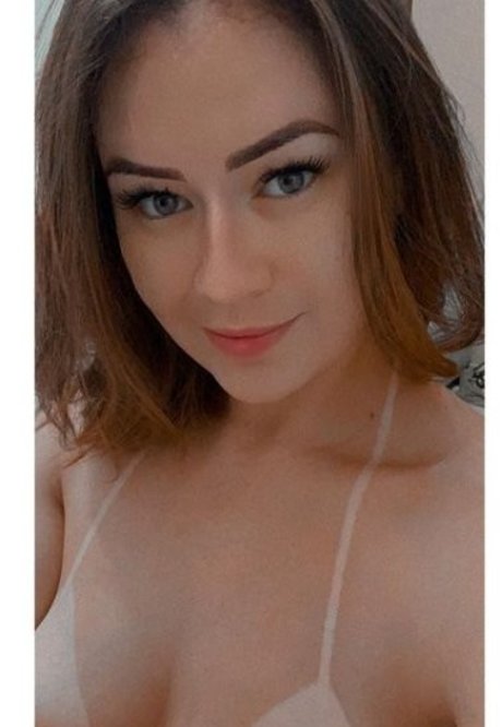 Fabricia Freitas model nice galleries