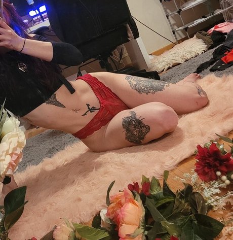 Cadybell pornstar pretty photo