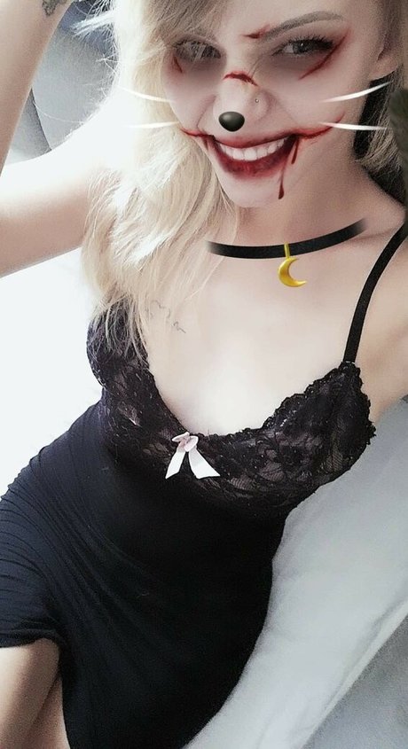 Sandra Gowska model nude galleries