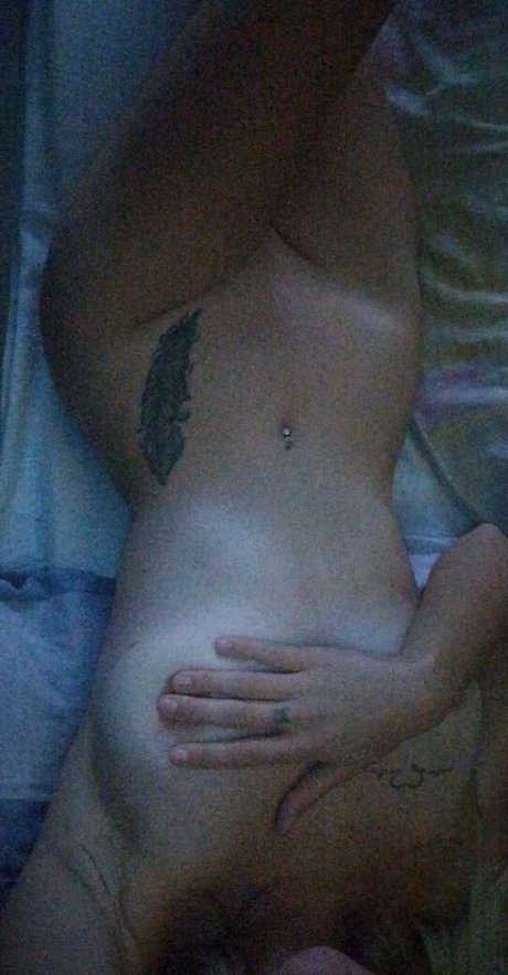 Sandra Gowska star pornographic images