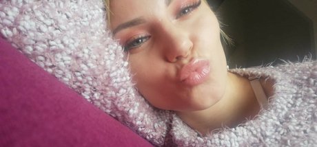 Sandra Gowska porn star archive