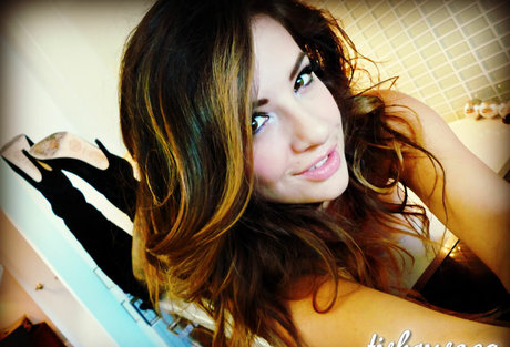 TJHeart model nice pic