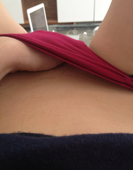 Riki Lindhome model hot galleries