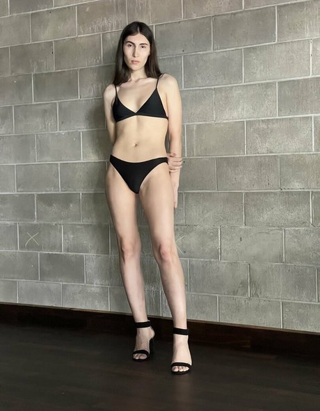 Viika pretty actress photos