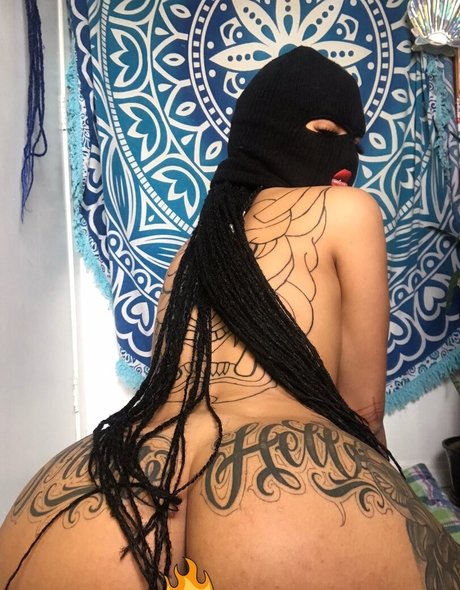 Loka pornstar top image