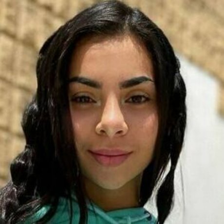 Paola Ariza model photo