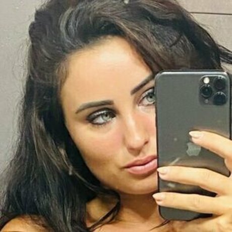 Nadege Barbera nude model photo