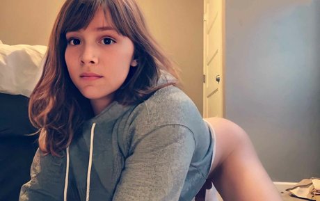 RoxieIsGold sex pornstar photos