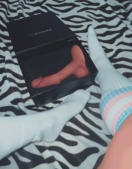 RoxieIsGold model sex picture