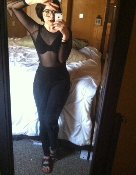 Marsupialmami hot pornstar pic