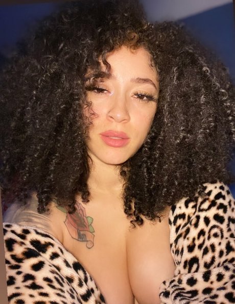 tastemone xxx actress galleries