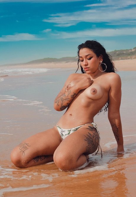 zcapituz pornstar nude gallery