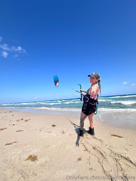 Surfer Girl star perfect pictures