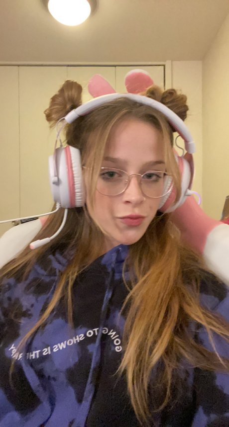 Lilly Spunk model nice img