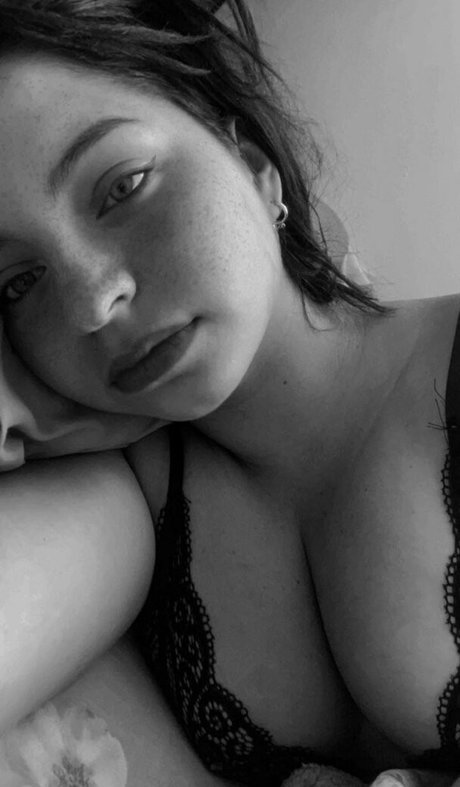 Marianyyaa model sexy img