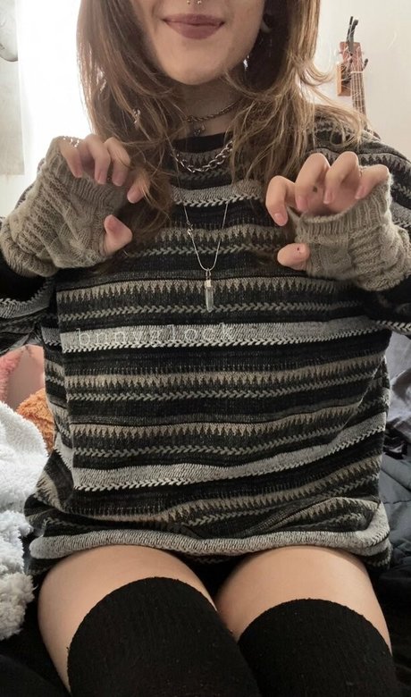 Prettyhostage pornstar hd img