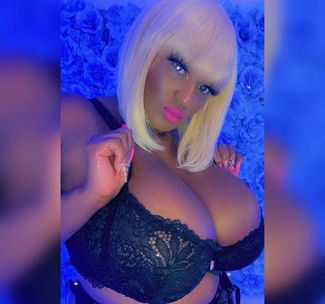 Londynn Vega model nudes galleries