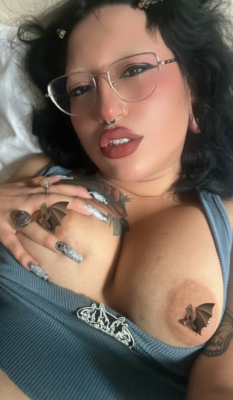 Damnitselin star beautiful pics