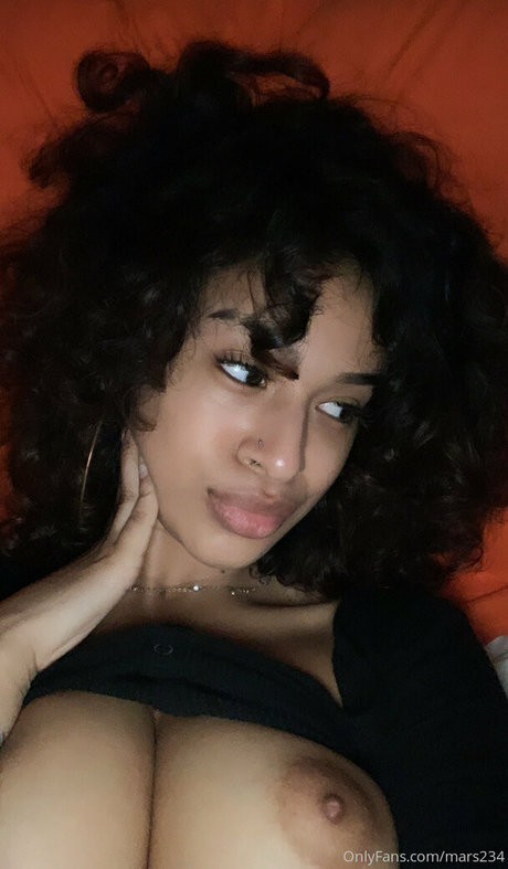 Smokianaaa pornstar free photos