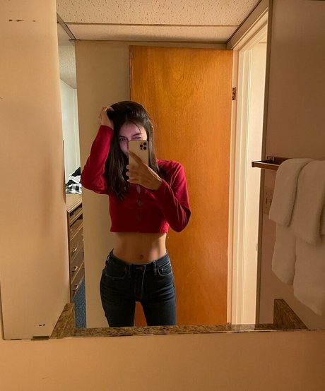 ChloeNight star pornographic pic